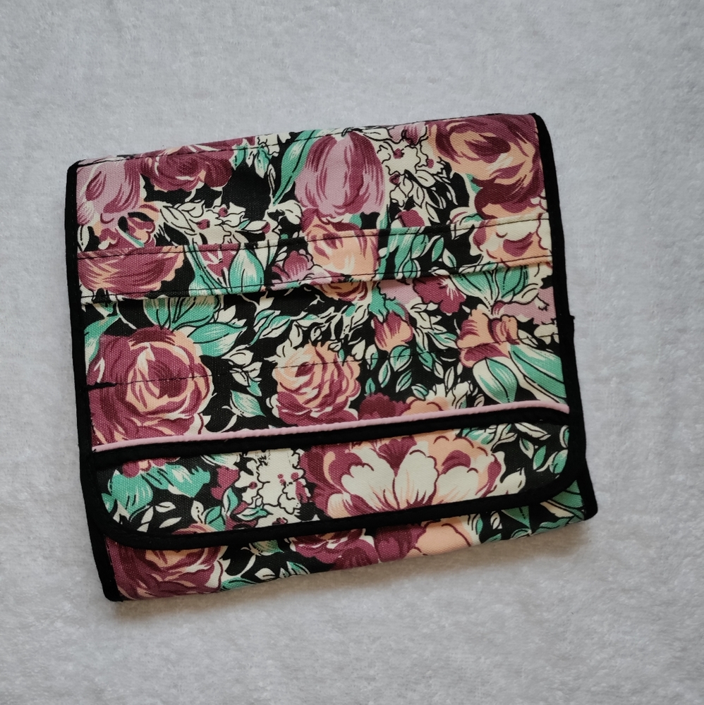 Avon | VTG Floral Rose Print Toiletry Travel Bag